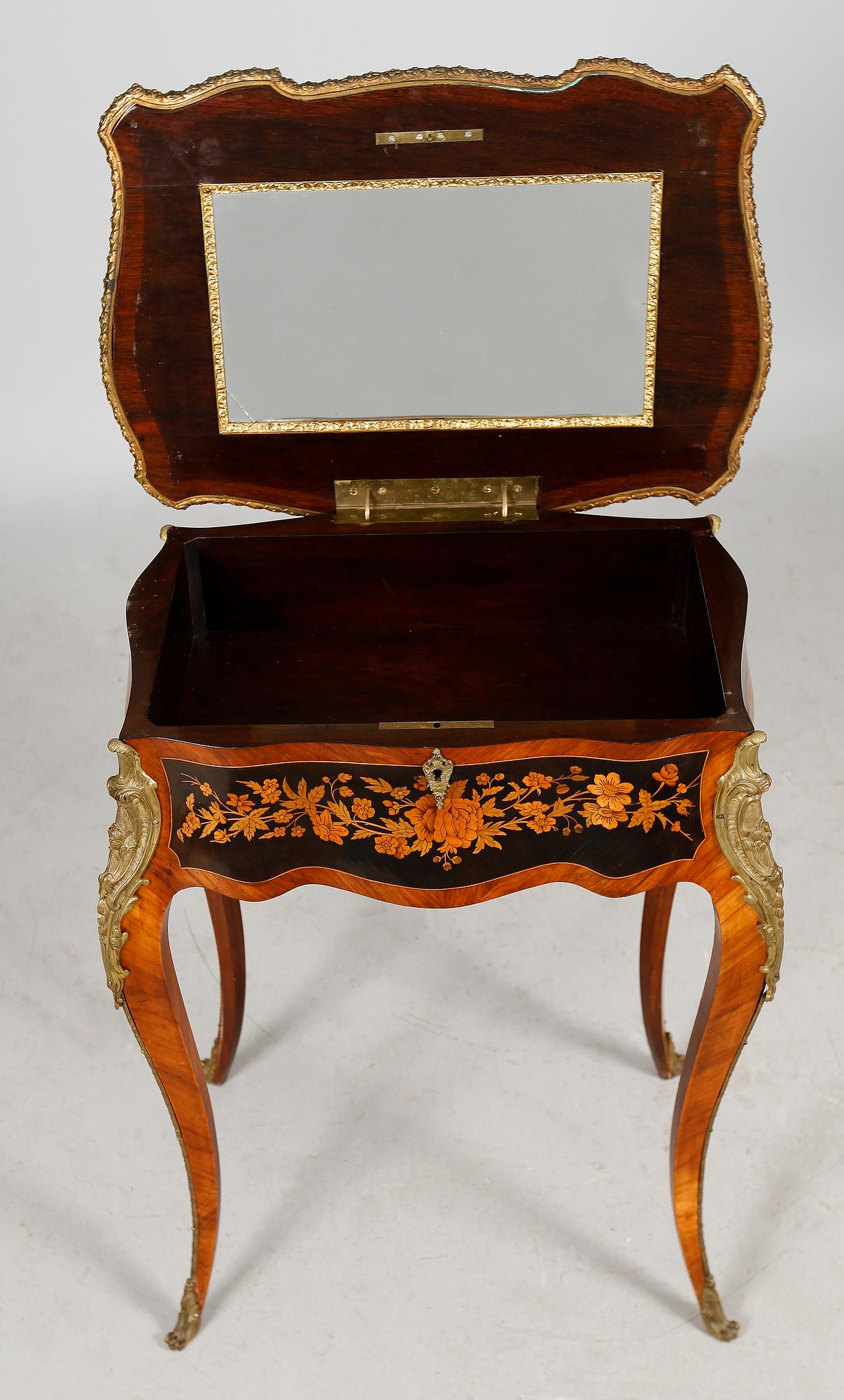 DAMARBETSBORD, 1800-talets andra hälft.