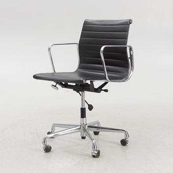 Charles & Ray Eames, office chair, "EA117" Vitra.