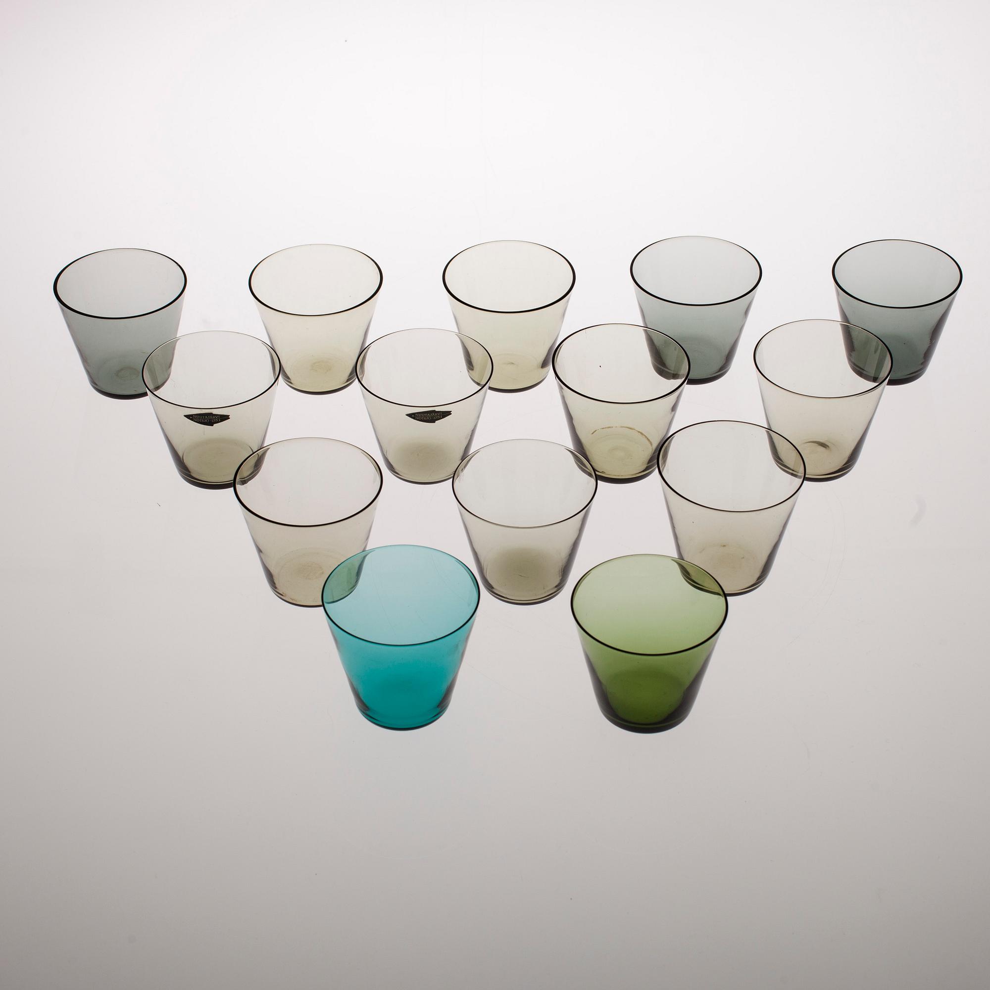 SERVISDELAR, 21 delar, glas, bl a Kaj Franck, 1900-talets senare hälft.