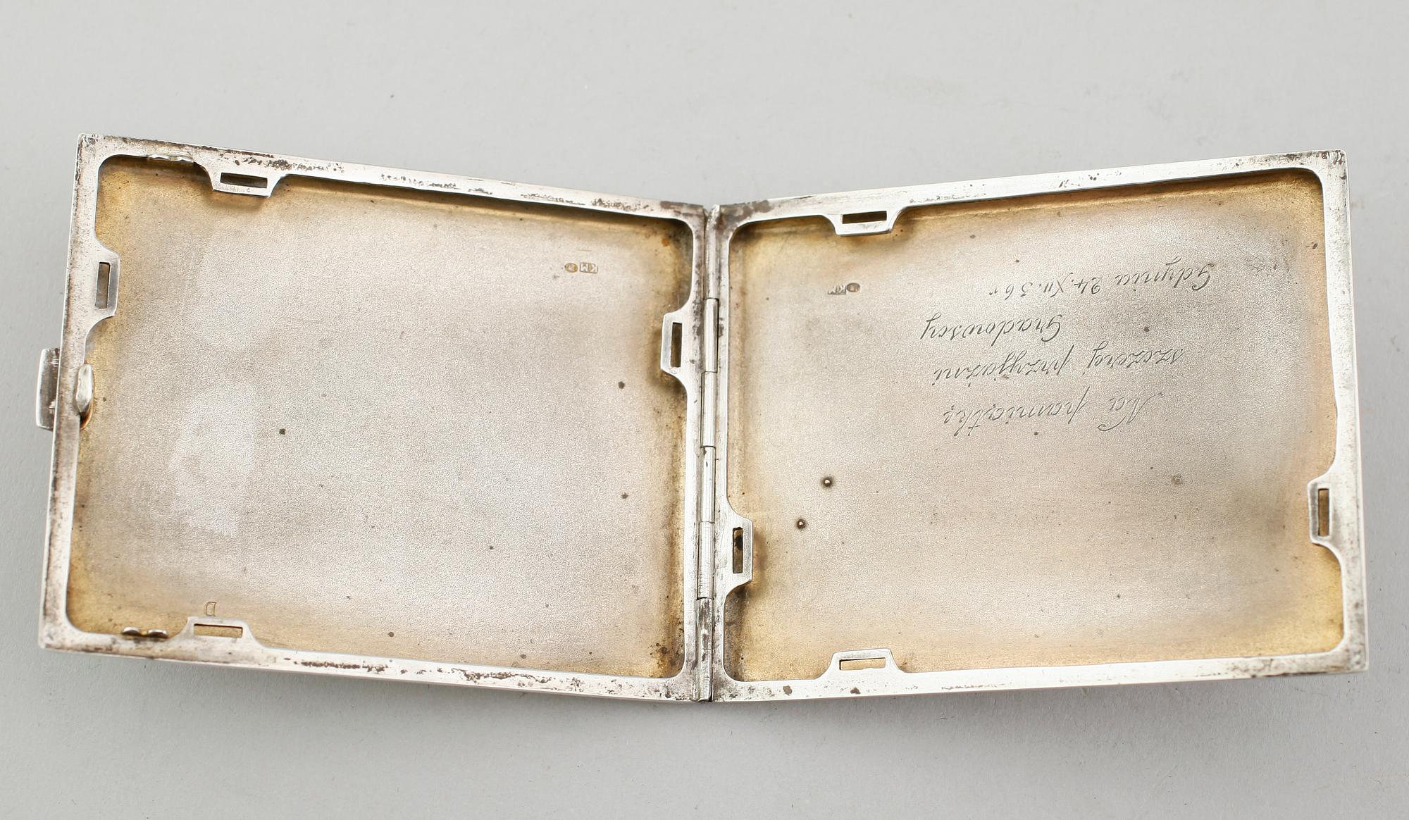 CIGARETTETUI, silver, Polen, 1930-tal. Vikt ca 127 gram.