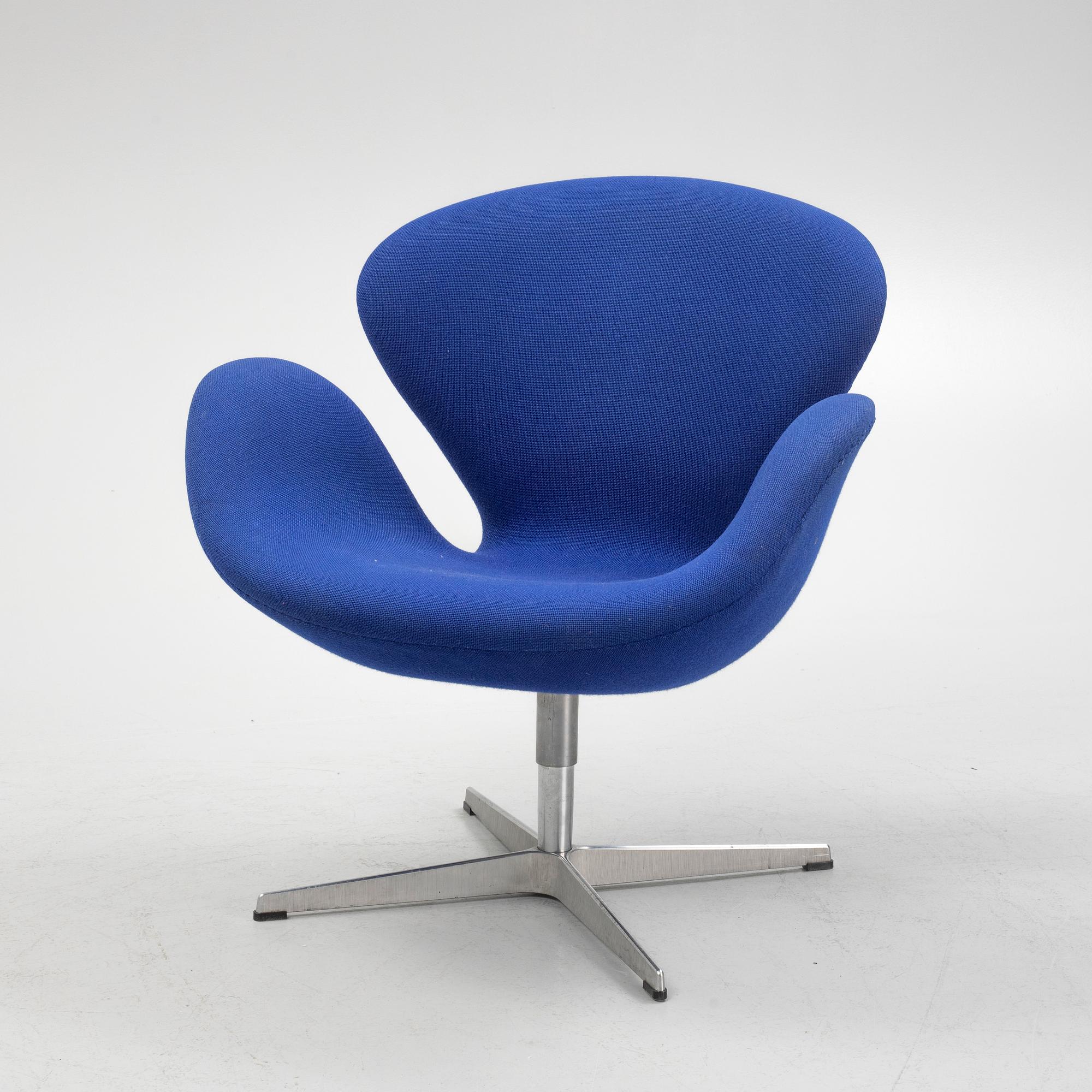 Arne Jacobsen, fåtölj, "Svanen", Fritz Hansen, Danmark.
