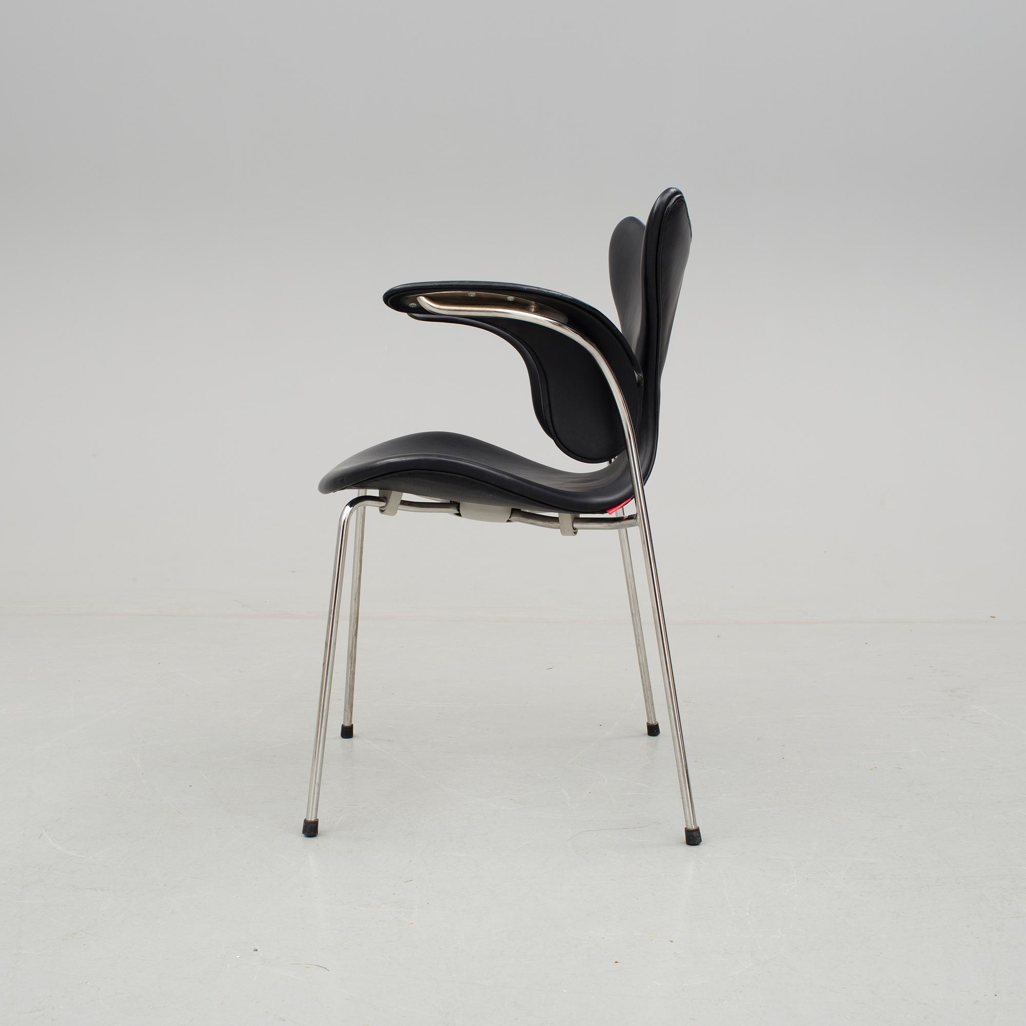 STOL, "Måsen / Mågen", Arne Jacobsen, Fritz Hansen, 2007.