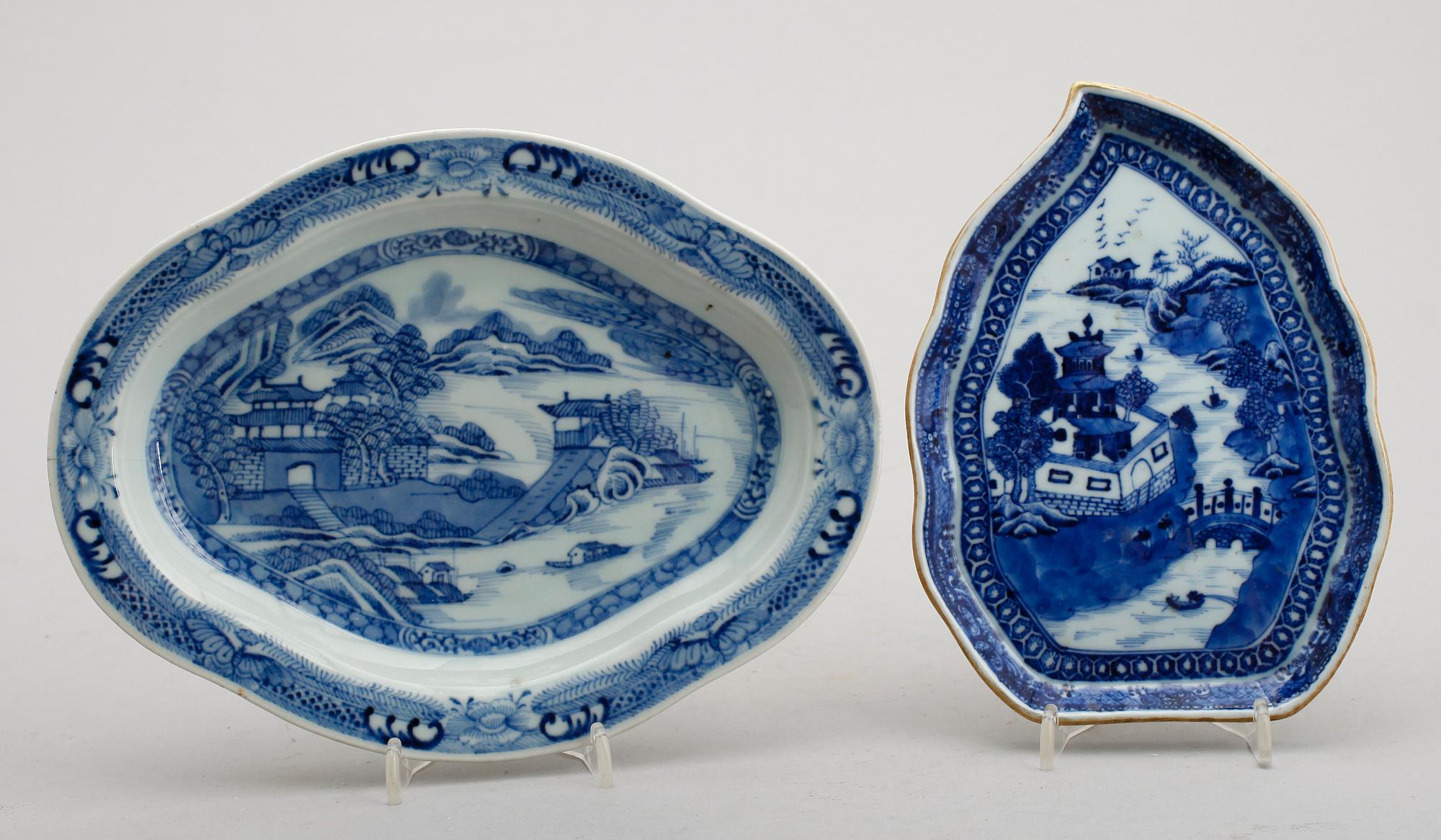 FAT, 2 st, porslin, Kina, Qianlong 1736-1795.