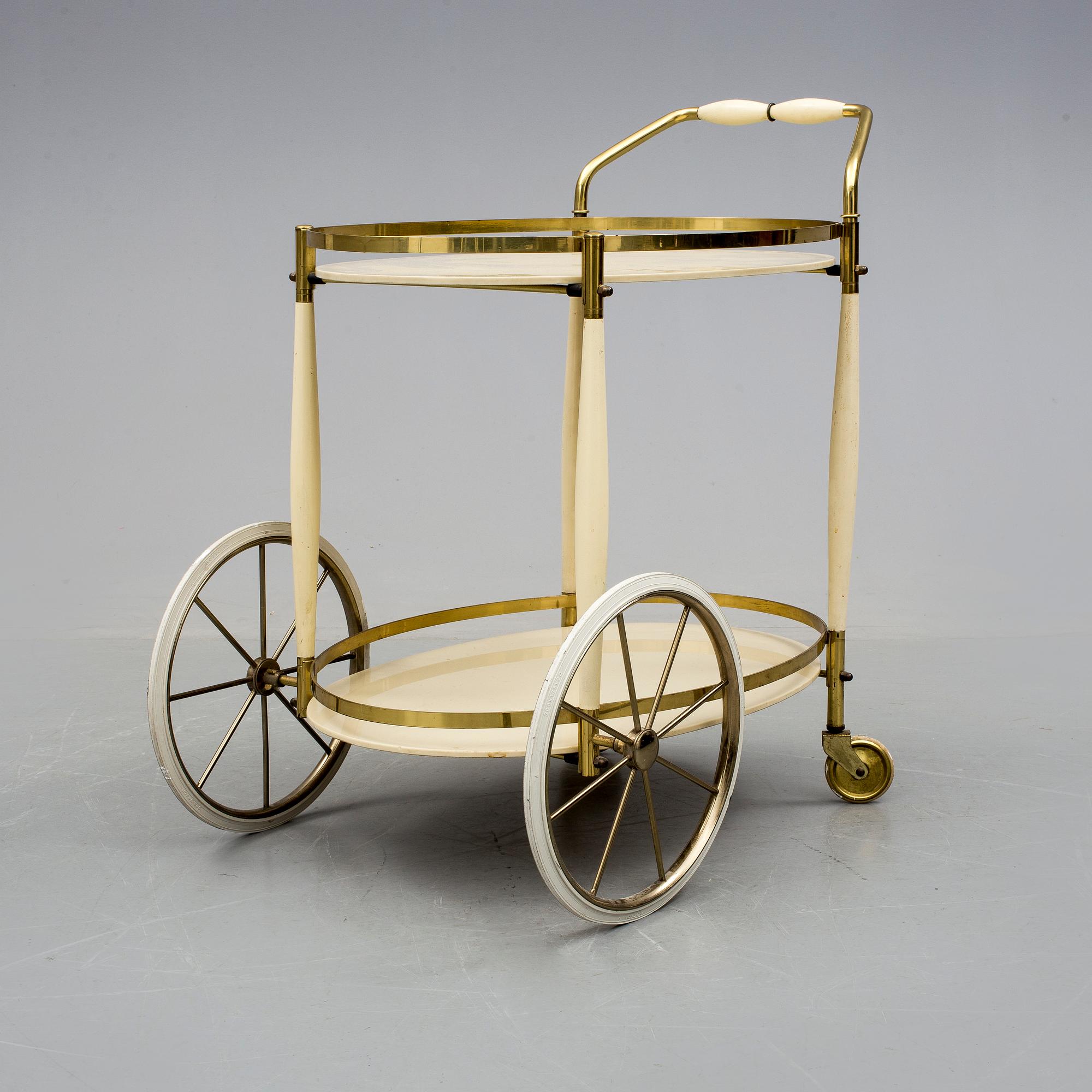 SERVERINGSVAGN, 1900-tal.