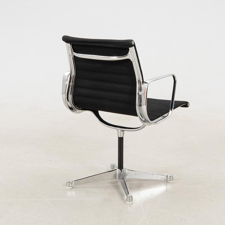 Charles & Ray Eames, kontorsstol "EA 107", Herman Miller 1900-talets andra hälft.