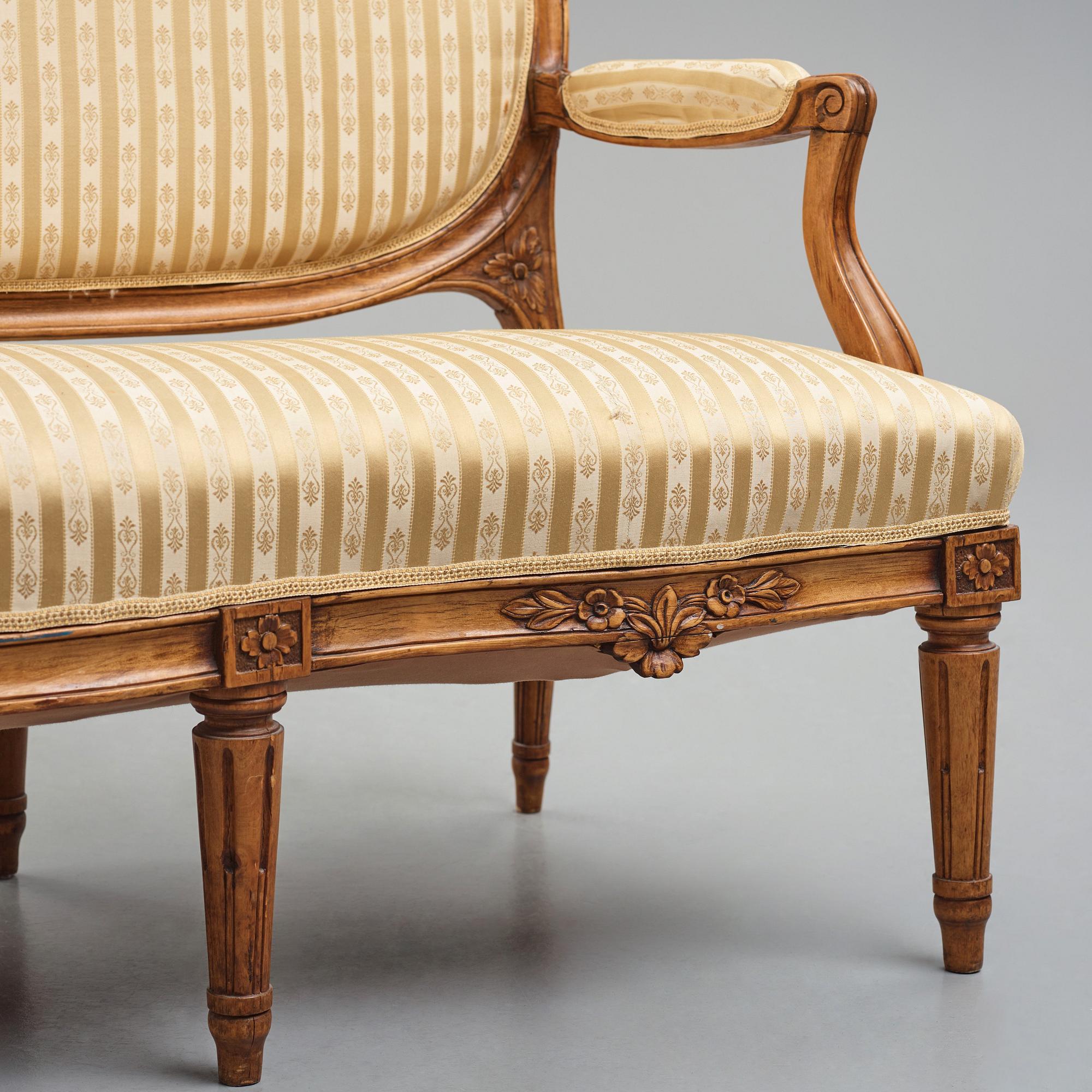 Soffa, Stockholmsarbete 1700-talets senare del, Gustaviansk.