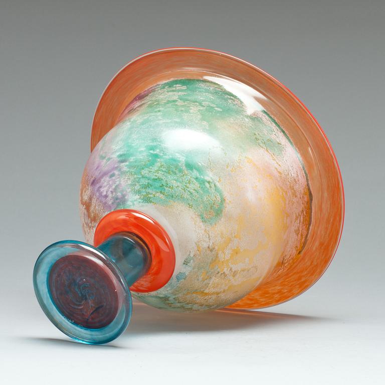 SKÅL på FOT, glas, ur serien "Cancan", Kjell Engman, Kosta Boda. 1900-talets andra hälft.