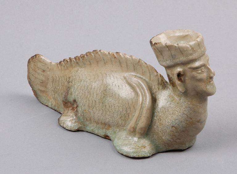 FIGURIN, lergods, orientalisk.