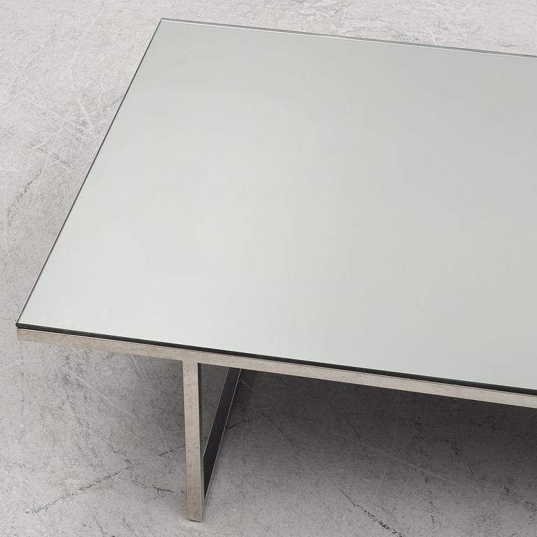 Coffee table, contemporary.