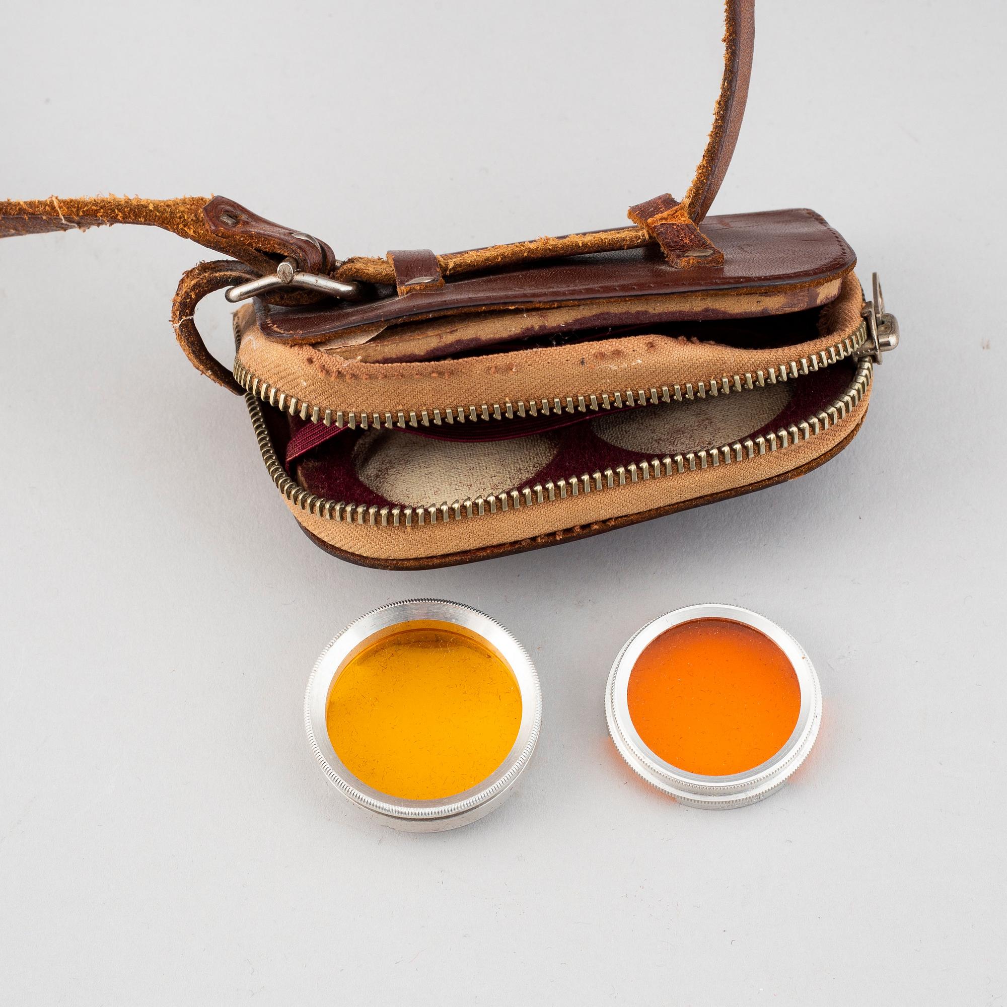 Agfa Isolette III, chrome, 6 x 6 cm.