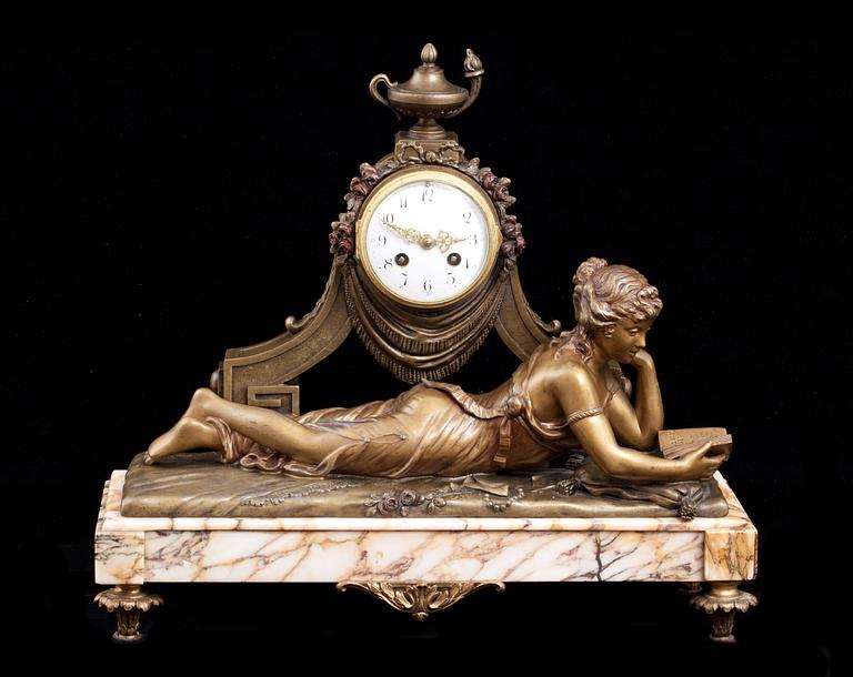 BORDSPENDYL, Frankrike tidigt 1900-tal.