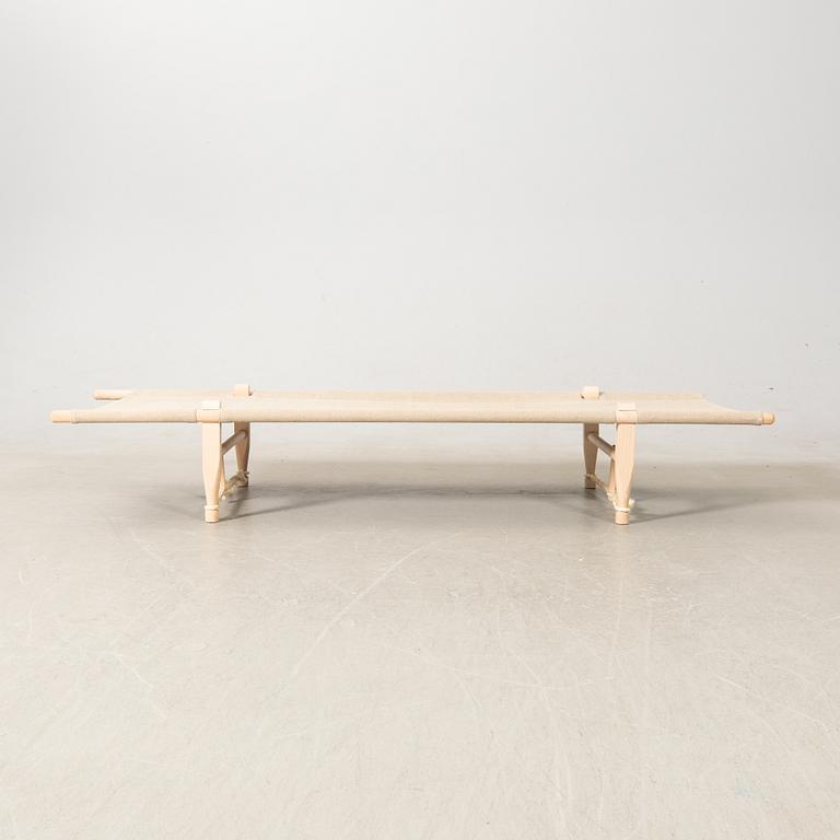 Ole Gjerløv-Knudsen, daybed model "OGK", Skovshoved Møbelfabrik, Denmark, second half of the 20th century.