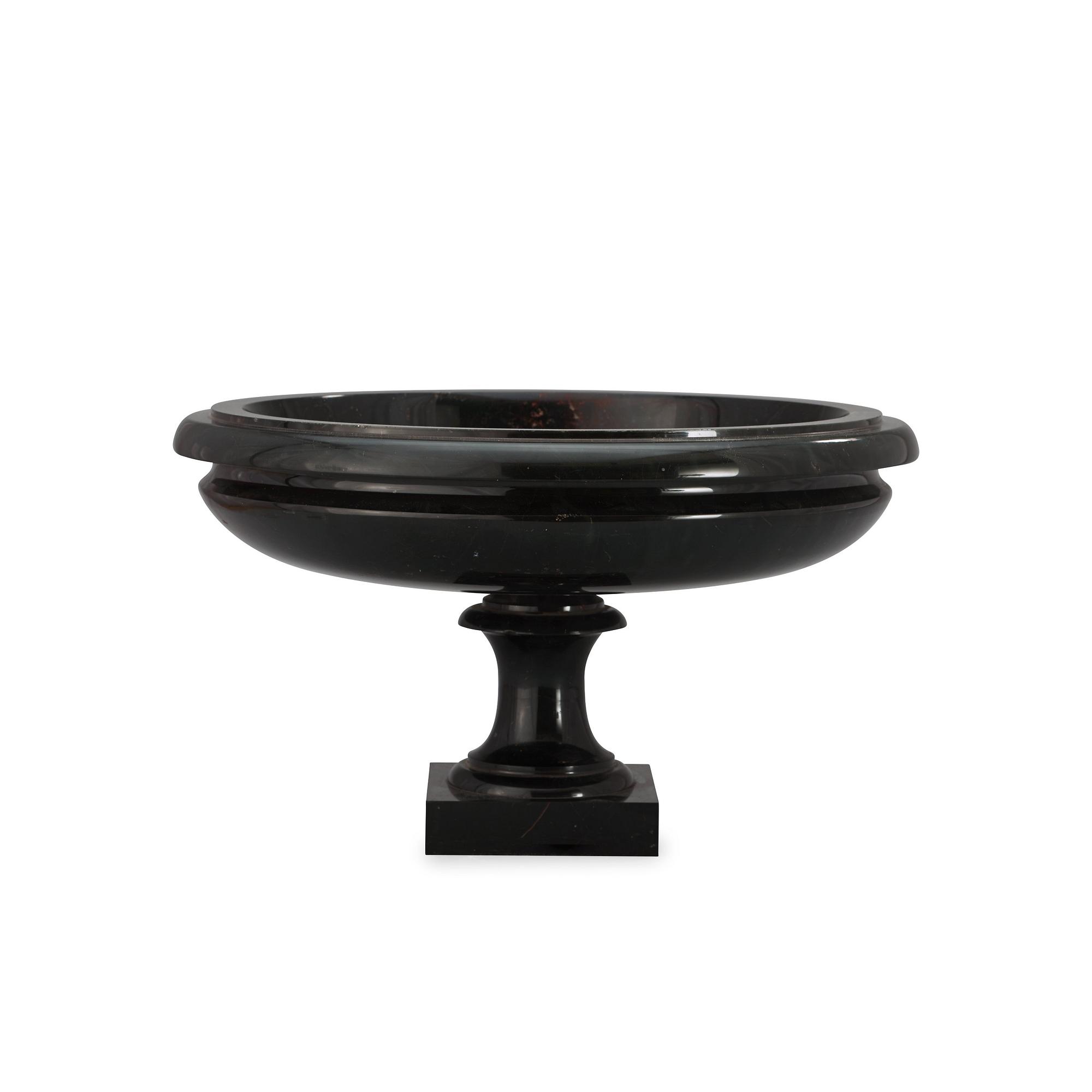 A 19th century marble tazza, probably Italy.