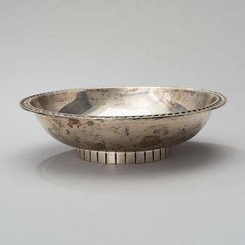 BOWL, sterling silver, Helsinki 1965, Väinö Hamara, weight 378 g.