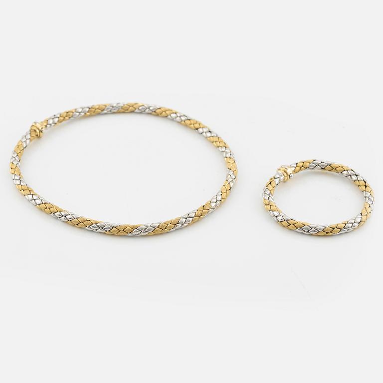 En collier och ett armband Chimento 18K guld och vitguld med runda briljantslipade diamanter.