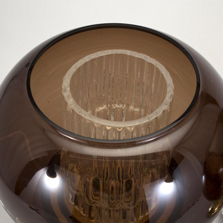 BORDSLAMPOR, ett par, glas, Carl Fagerlund, Orrefors, 1900-talets andra hälft.