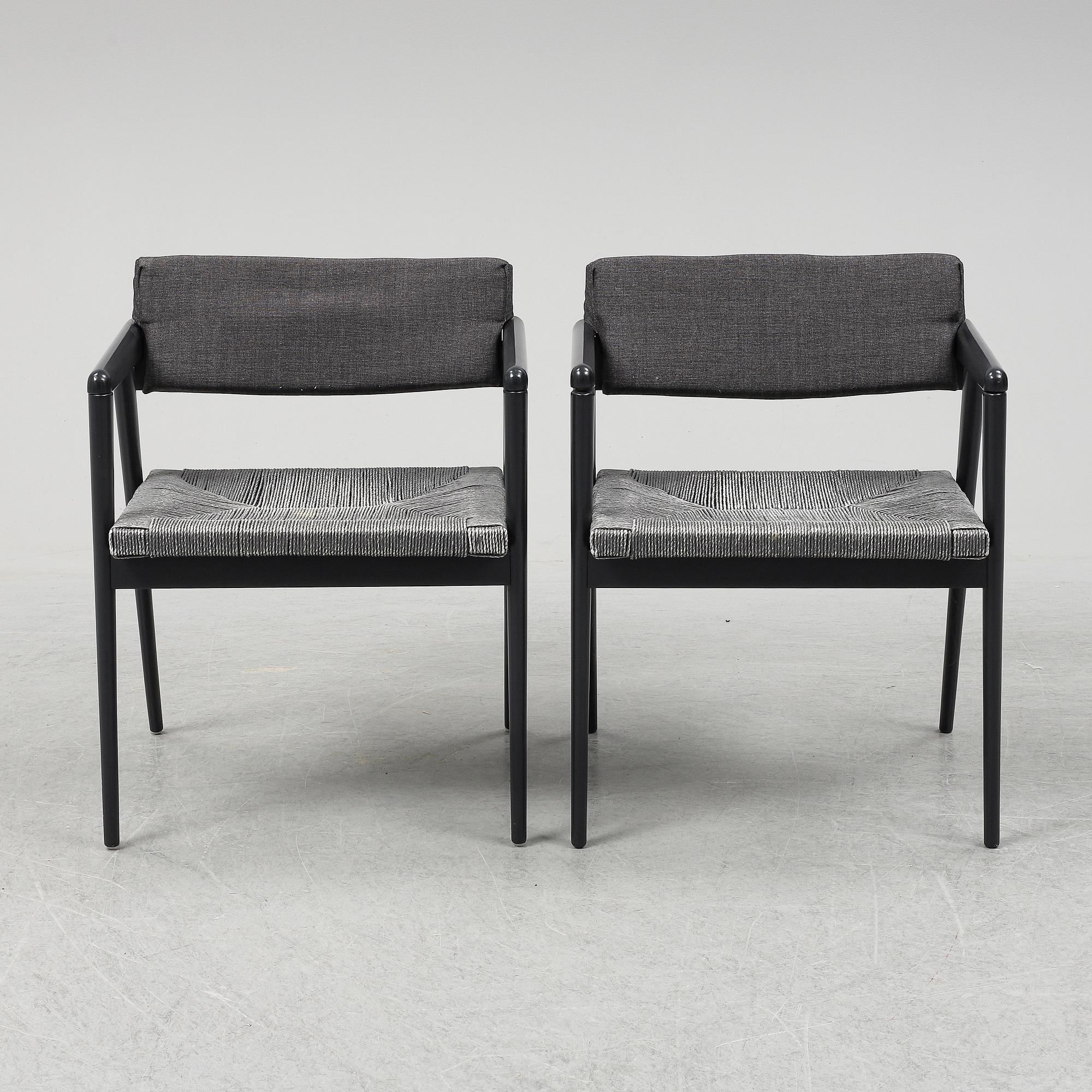a pair of  Gio Ponti "Dormitio" armchairs, L'abbate, Italy. Designed in the 1950's.