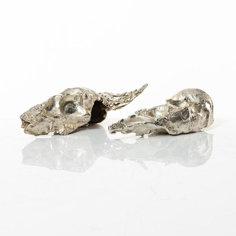 Lars Arby, skulpturer, 2 st, sterlingsilver, Göteborg 1982.