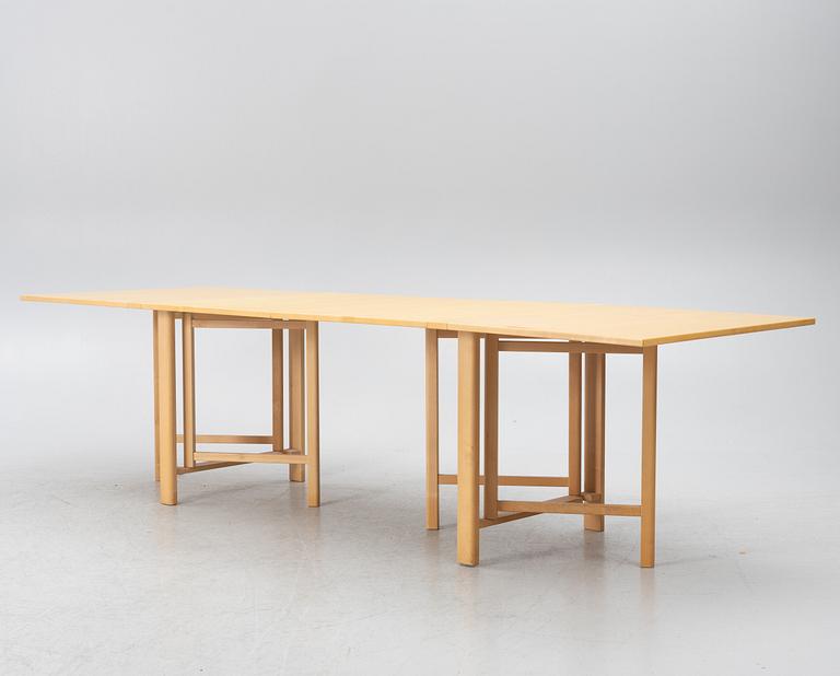 Bruno Mathsson, drop-leaf table, "Maria Flap", Bruno Mathsson International, Värnamo, Sweden.