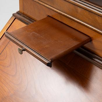 Writing cabinet with glass cabinet top, late Baroque style, 20th century.
