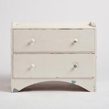 Carl Hörvik, a Swedish Grace chest of drawers, for the anniversary exhibition of Gothenburg 1923, Nordiska Kompaniet, Sweden 1928.