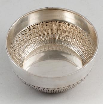 SKÅL, silver, 1909. Vikt ca 229 g.