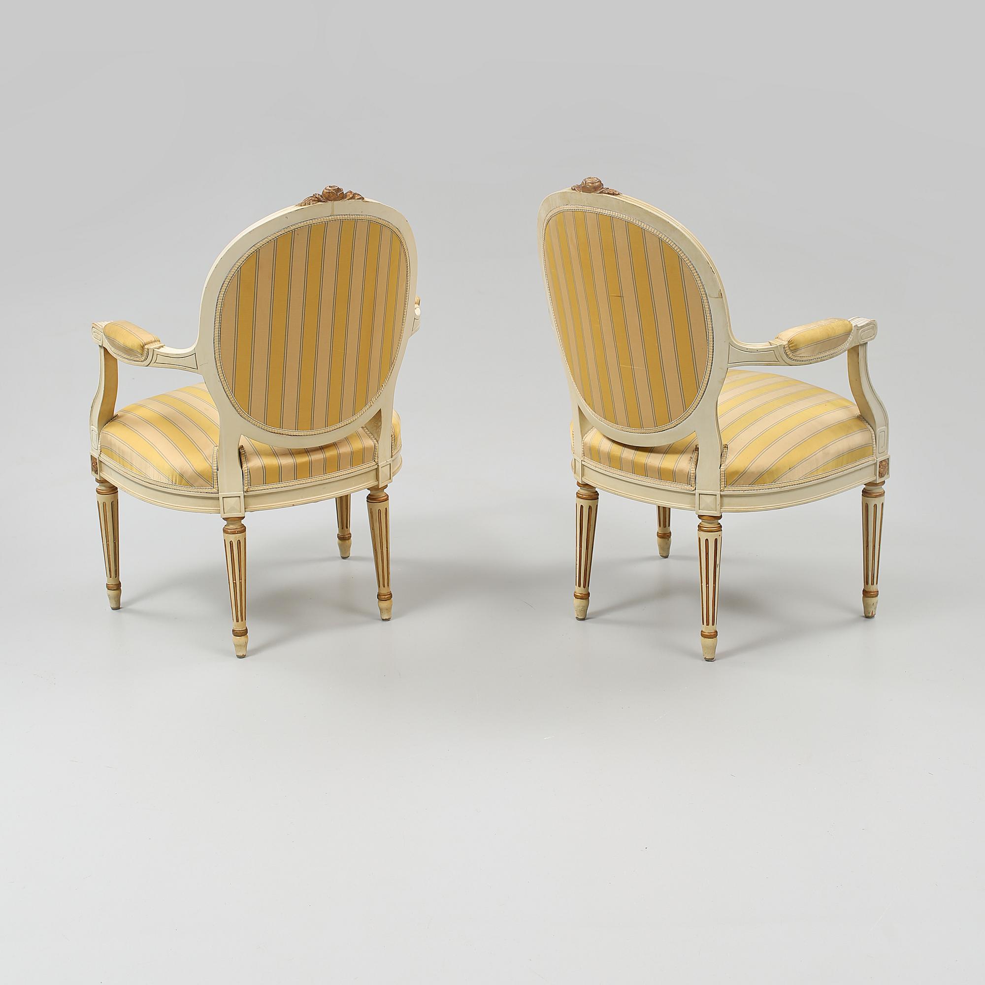 KARMSTOLAR, ett par, Louis XVI-stil, 1900-talets mitt/andra hälft.