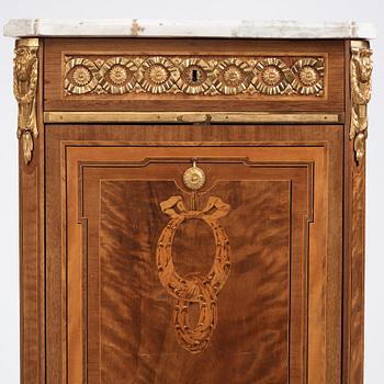 A Gustavian secretaire by George Haupt.