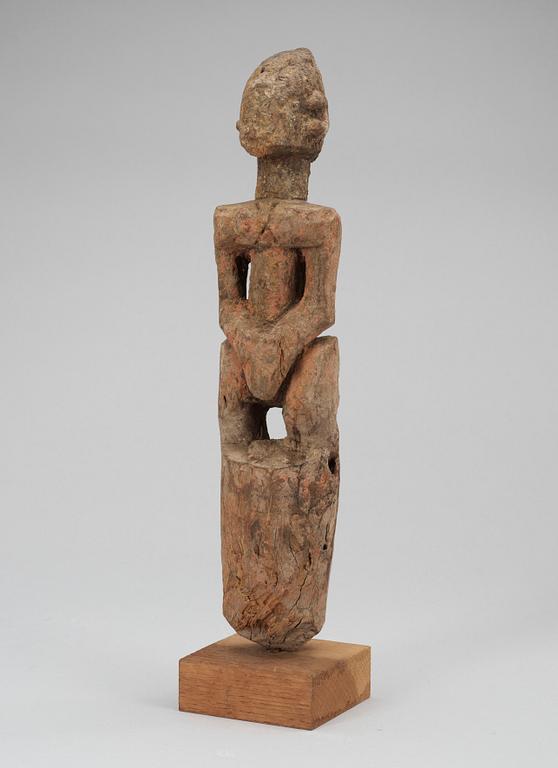 FETISH. Wood. Tellem/Dogon tribe. Mali mid - second half of the 19th century. Height 34 cm.