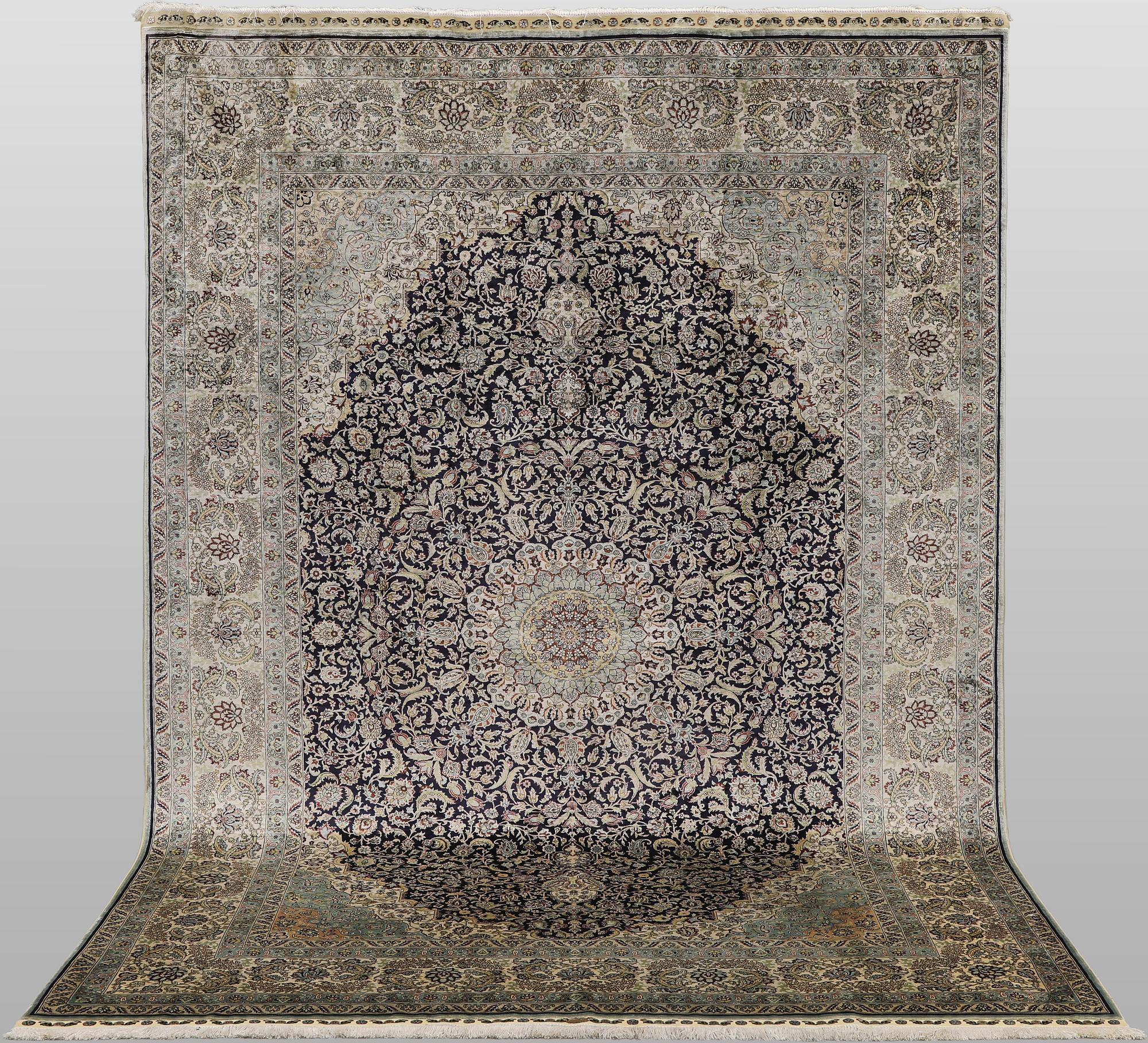 Rug, Oriental silk, 275 x 185 cm.