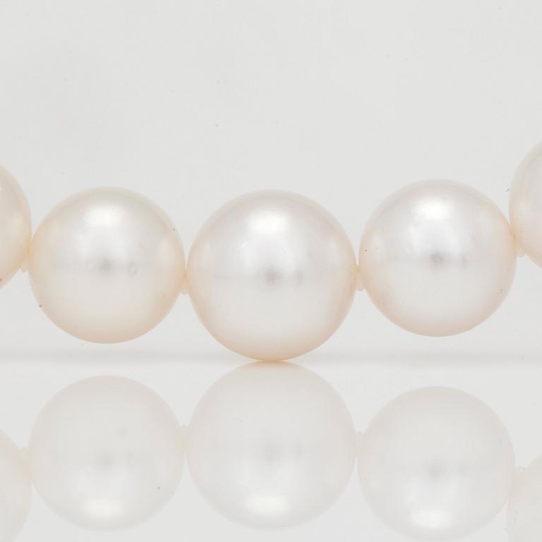 A cultured South Sea pearl necklace.