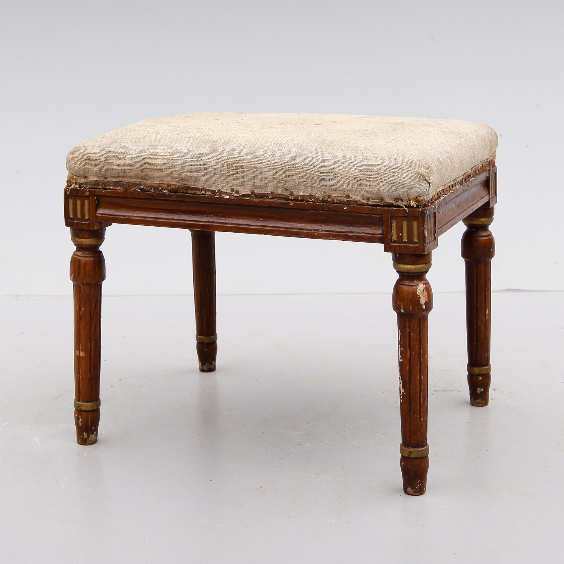 TABURETT, 1800-talets första hälft.