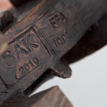 TILDA LOVELL, sculpture, bronze, numbered 54/150.