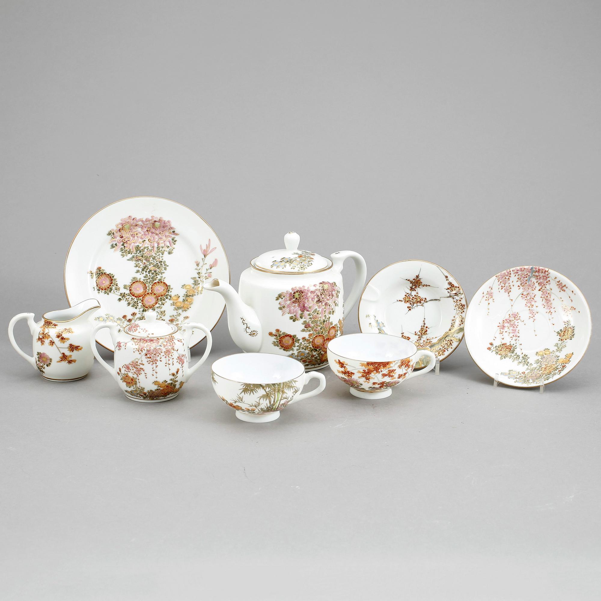 TESERVIS, 27 delar, porslin, Kayama Porslinsfabrik, Japan. 1900-tal.