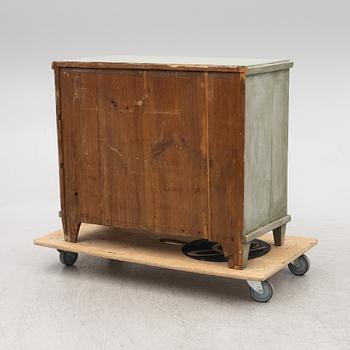 Chest of drawers, late 19th century.