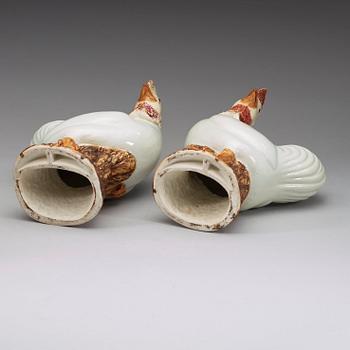 A pair of large white and brown glazed roosters, late Qing dynasty.