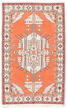 A silk Sirjan flat weave rug, c. 200 x 130 cm.