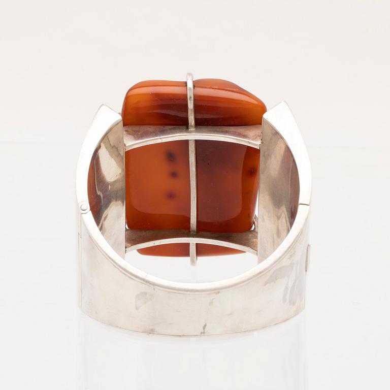 Bracelet, silver and amber, Jens Asger Larsen, Naestved, Denmark, second half of the 20th century.