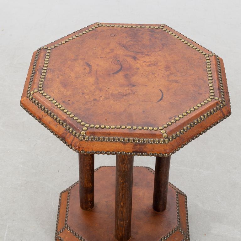 A table ascribed to Otto Schulz.
