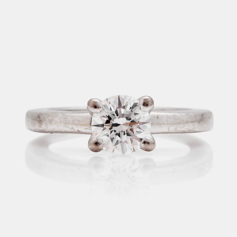 A 1.00 ct brilliant cut diamond ring. Quality ca E-F/VVS.