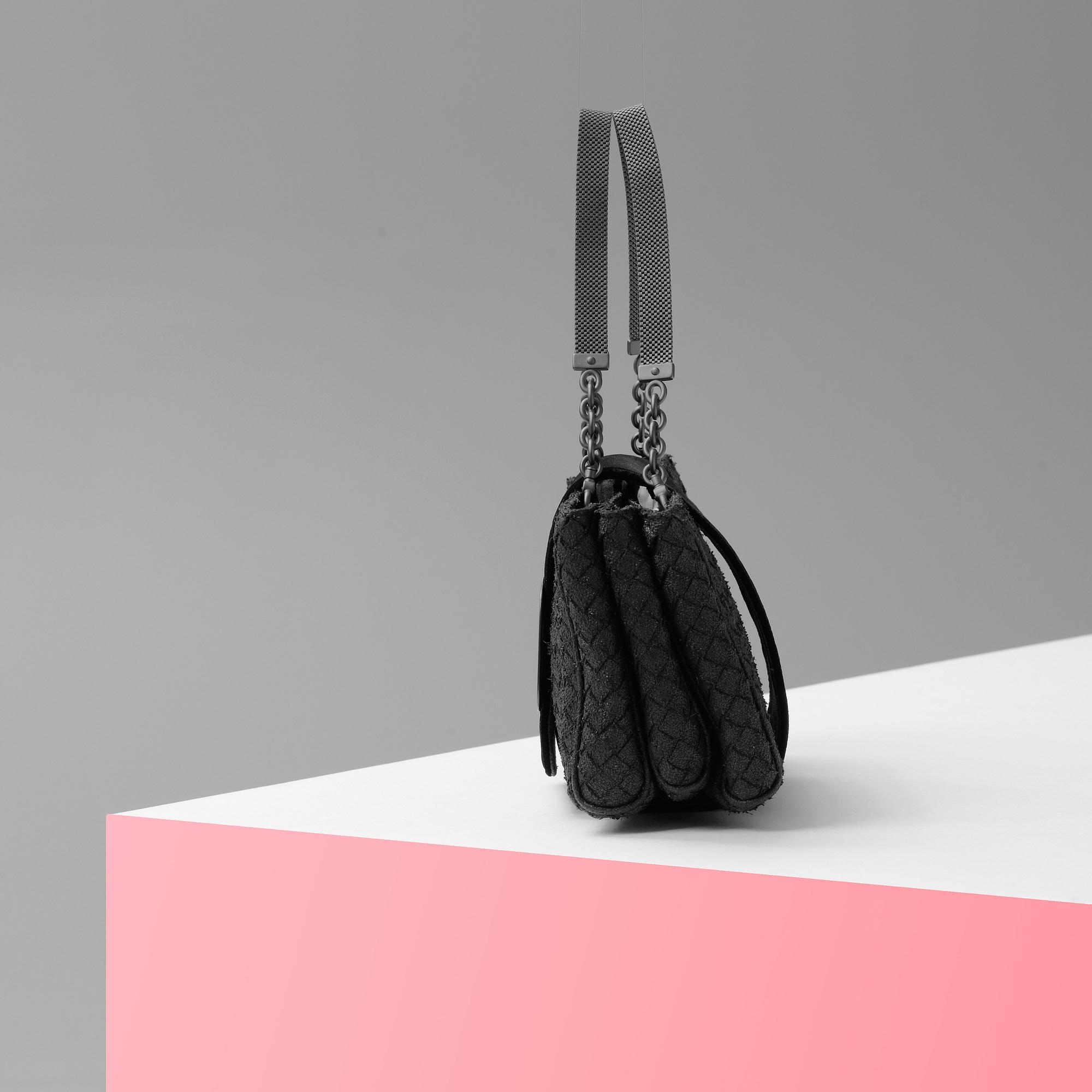 VÄSKA, Bottega Veneta.