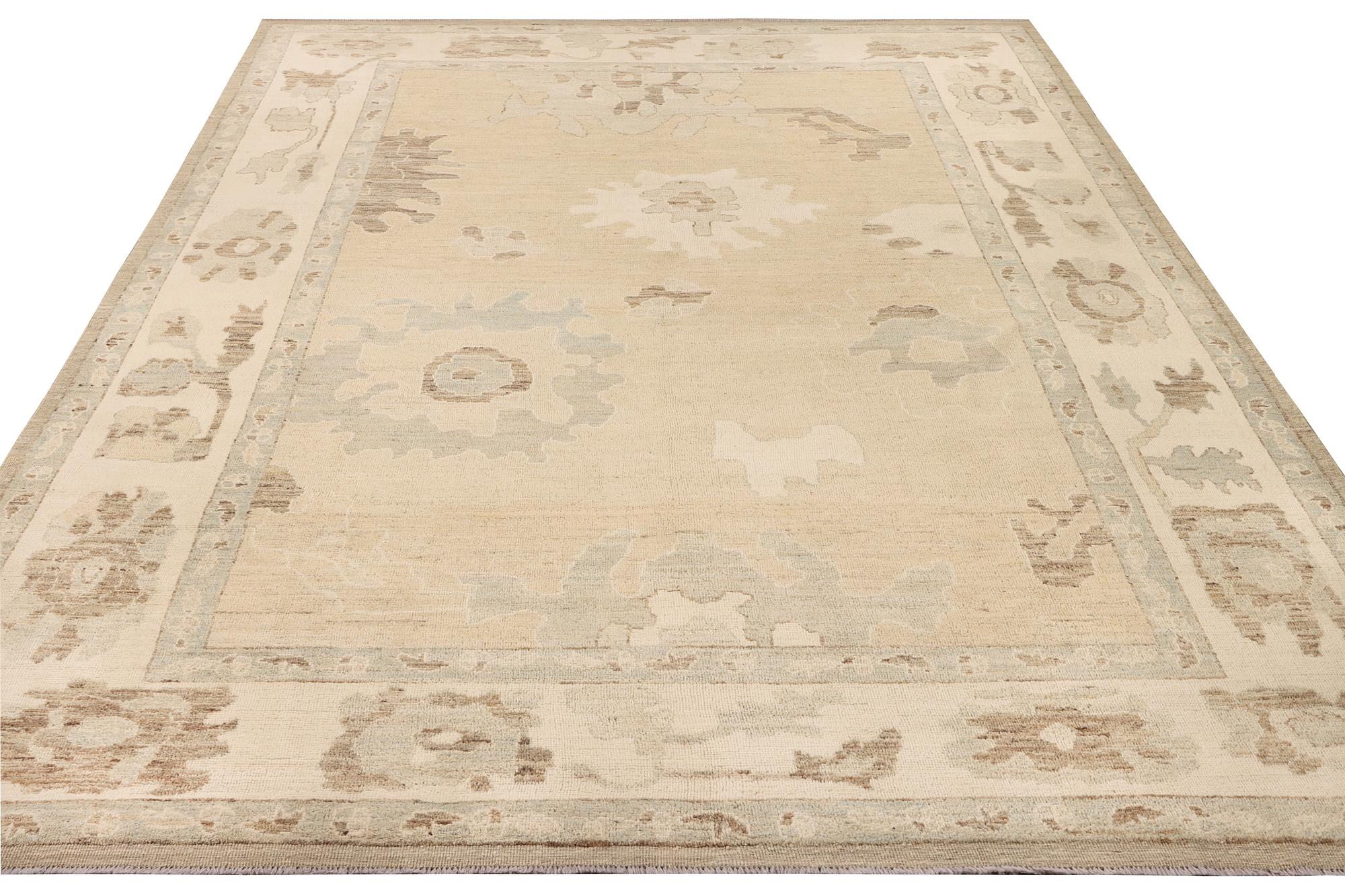 An Ushak design carpet, c. 442 x 317 cm.