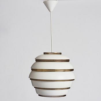 Alvar Aalto, a white lacquered "Beehive" ceiling light, Valaistustyö, Finland.