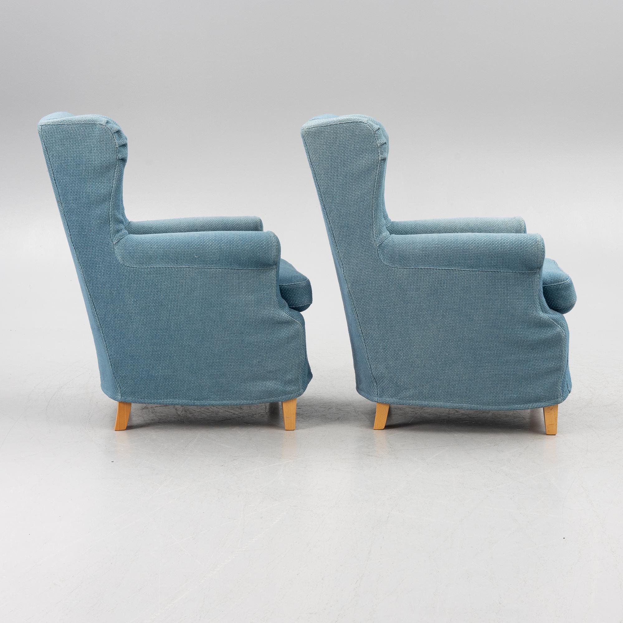 Armchairs, a pair, contemporary manufacture.