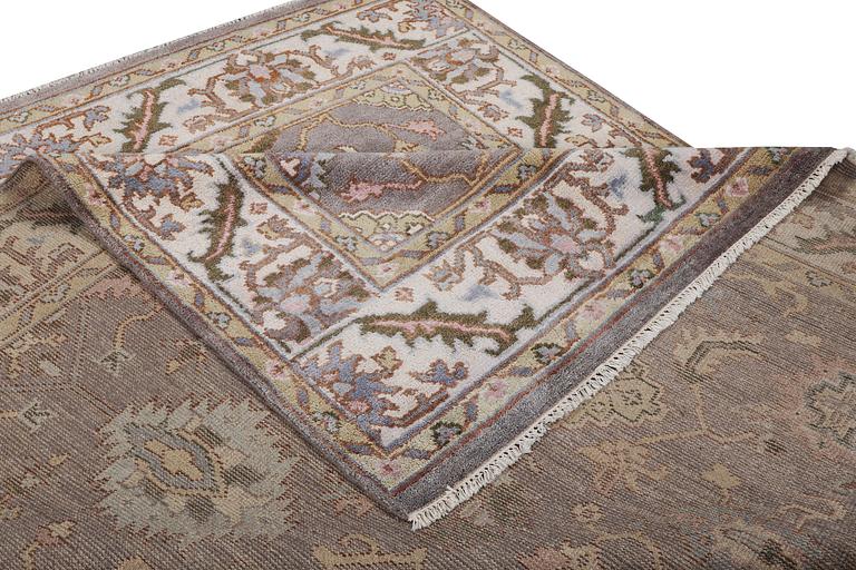 An oriental carpet of Mamluk-style, c. 310 x 250 cm.