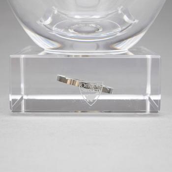 VAS, glas med silverring, "Endless" Efva Attling, 1900/2000-tal.