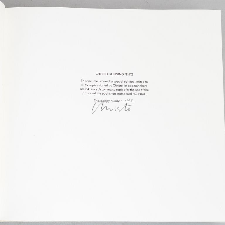 Bok, "Christo - Running Fence".