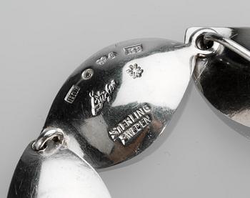 ARMBAND, sterlingsilver, Sigurd Persson för Stigbert, Stockholm, 1960. Vikt ca 20 g.