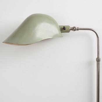 Gunnar Asplund, a wall lamp, "Typ 16". Provenance: The City Hall of Gothenburg, 1936. Probably executed by Arvid Böhlmarks Lampfabrik.