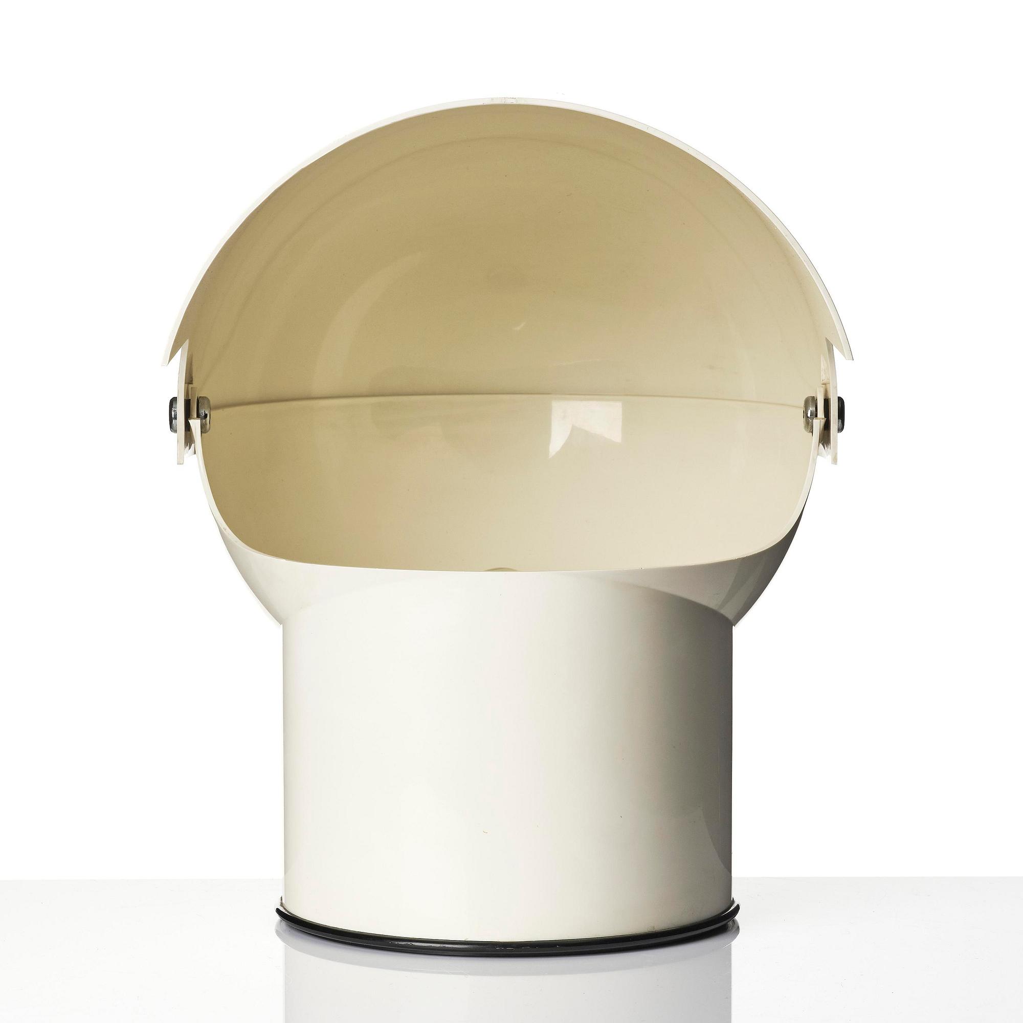 Gae Aulenti, bordslampa, "Mezzopileo", Artemide, Italien, efter 1972.